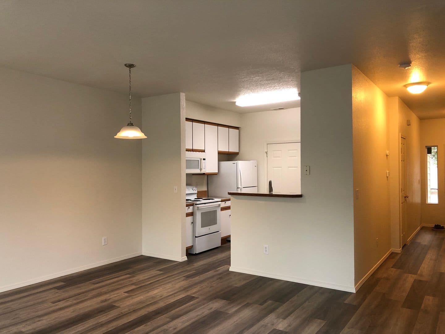 2002 SW Canyon Dr #7 - Photo 5