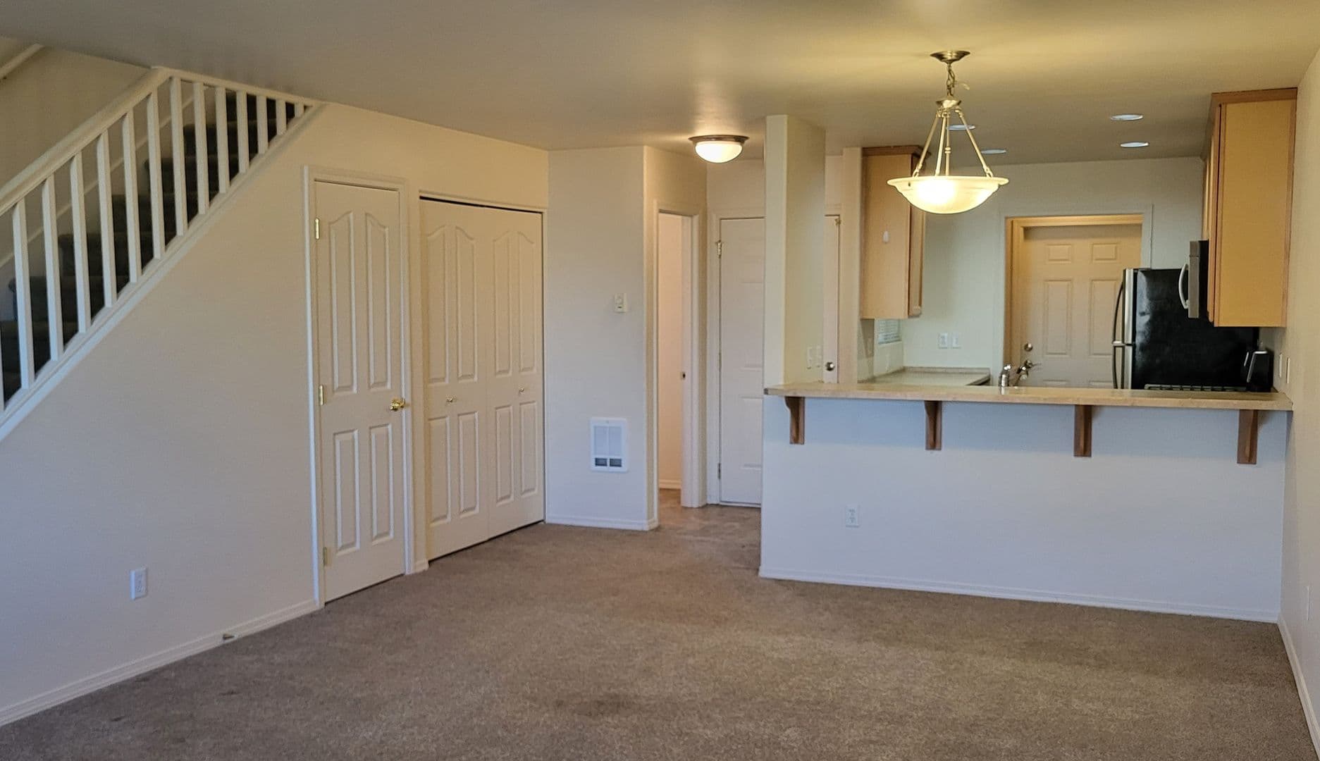 2026 SW Salmon Ave - Photo 4