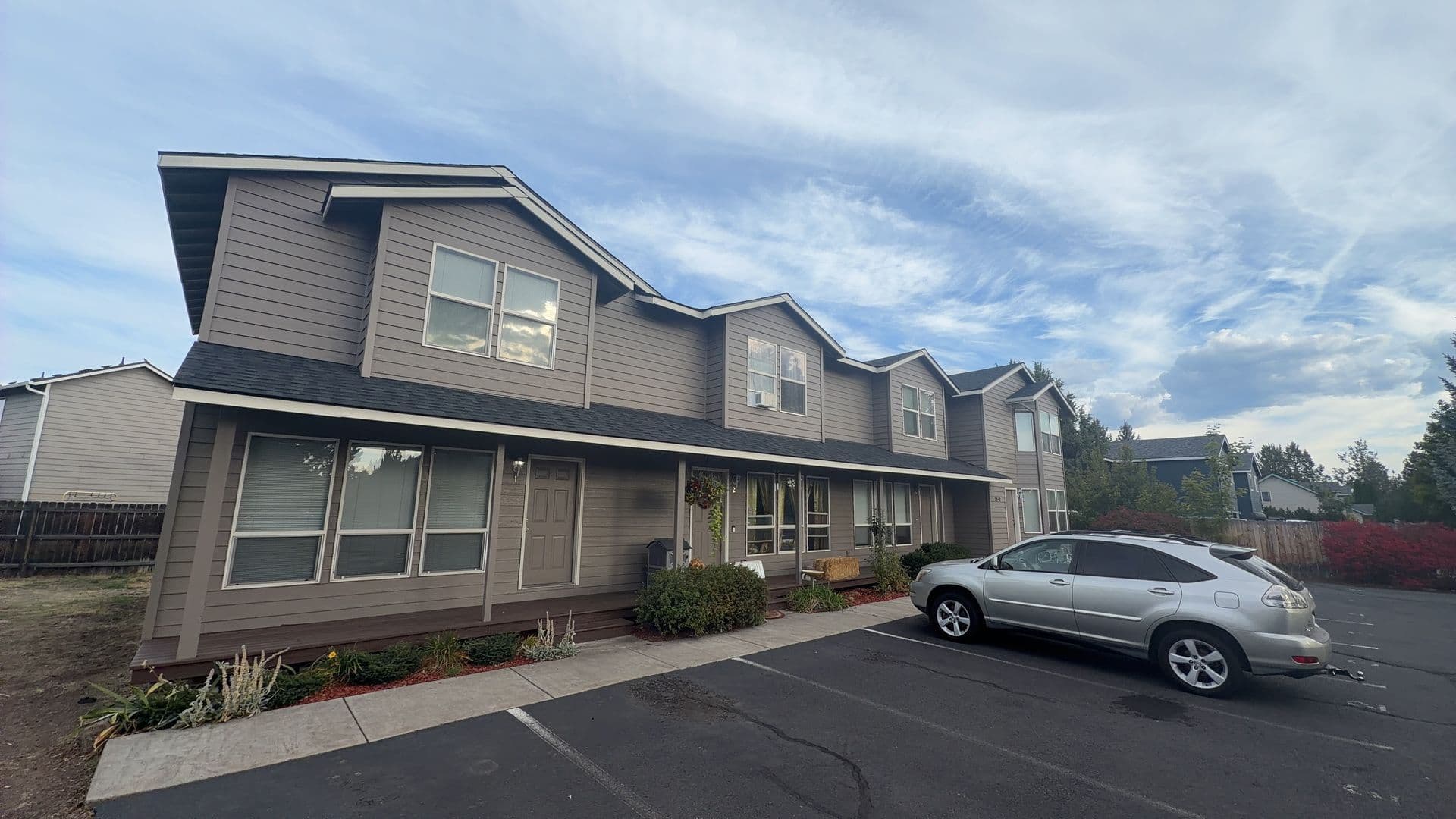 2940 NE Nikki Ct. #3 - Photo 3