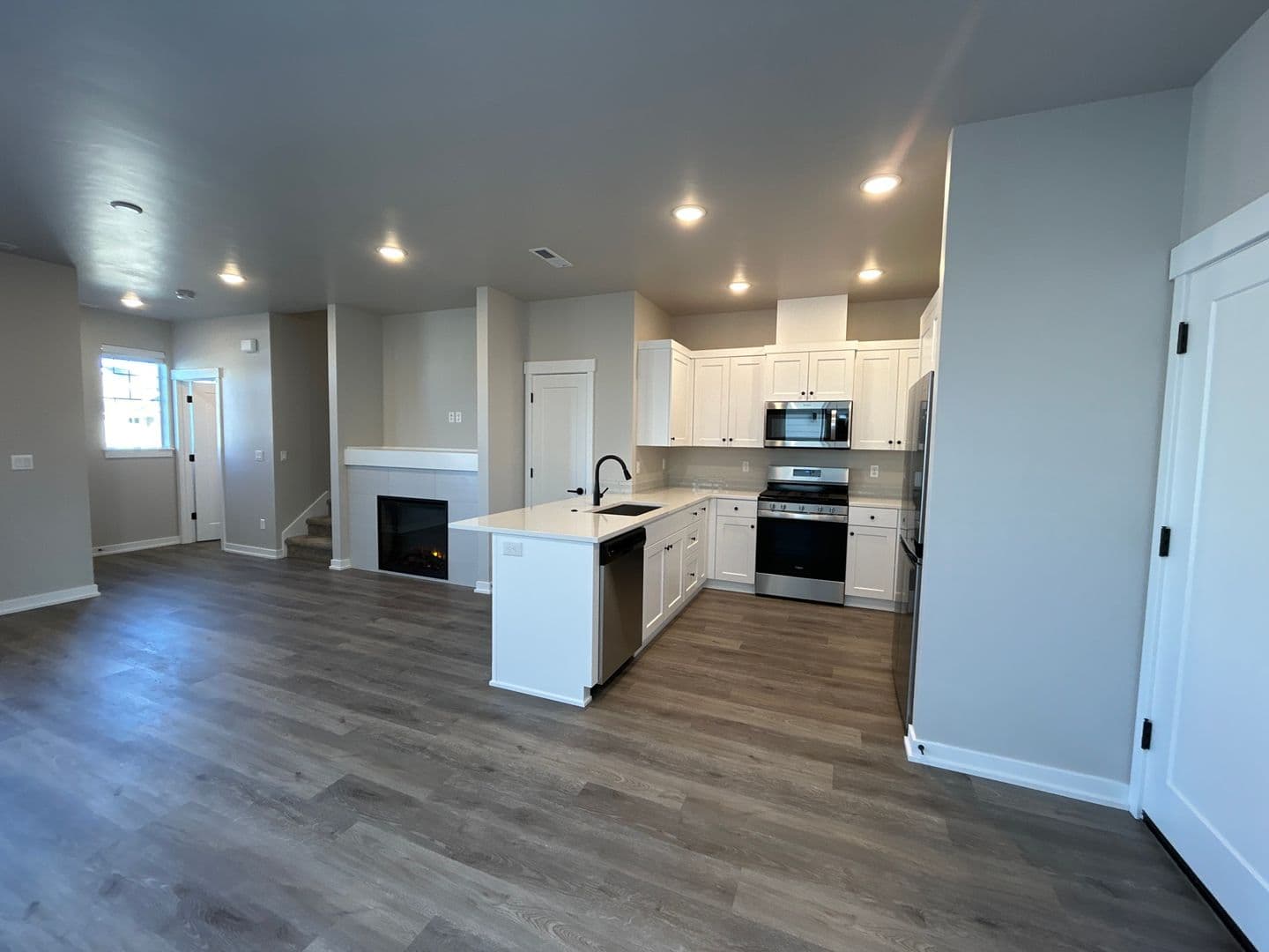61608 SE Quill Place - Photo 3