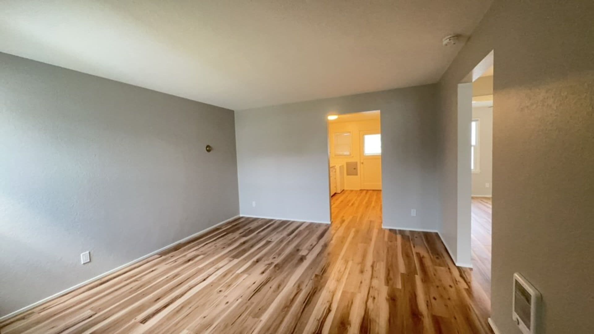1281 NE Wilshire Dr. - Photo 3