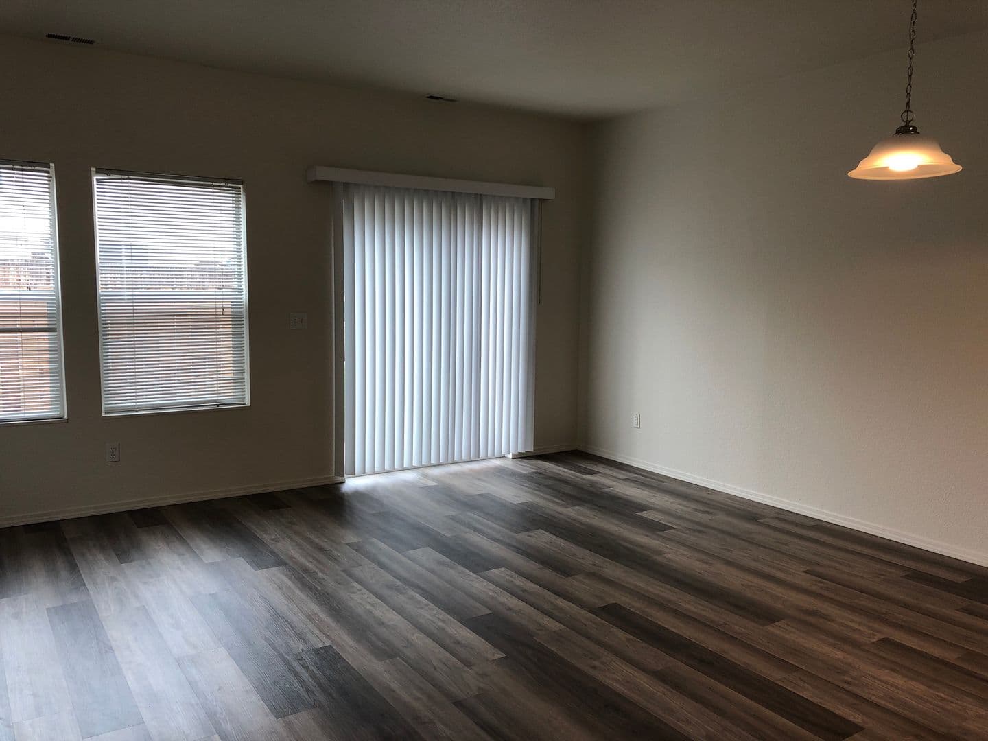 2002 SW Canyon Dr #7 - Photo 3