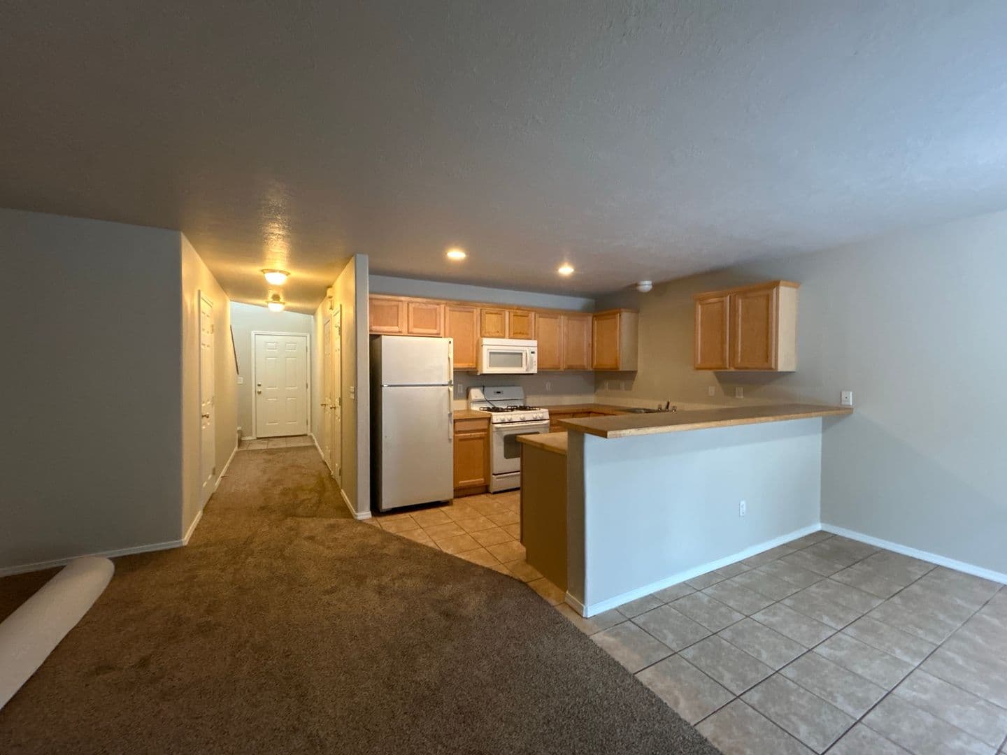 1954 SW Reindeer Ave. - Photo 4
