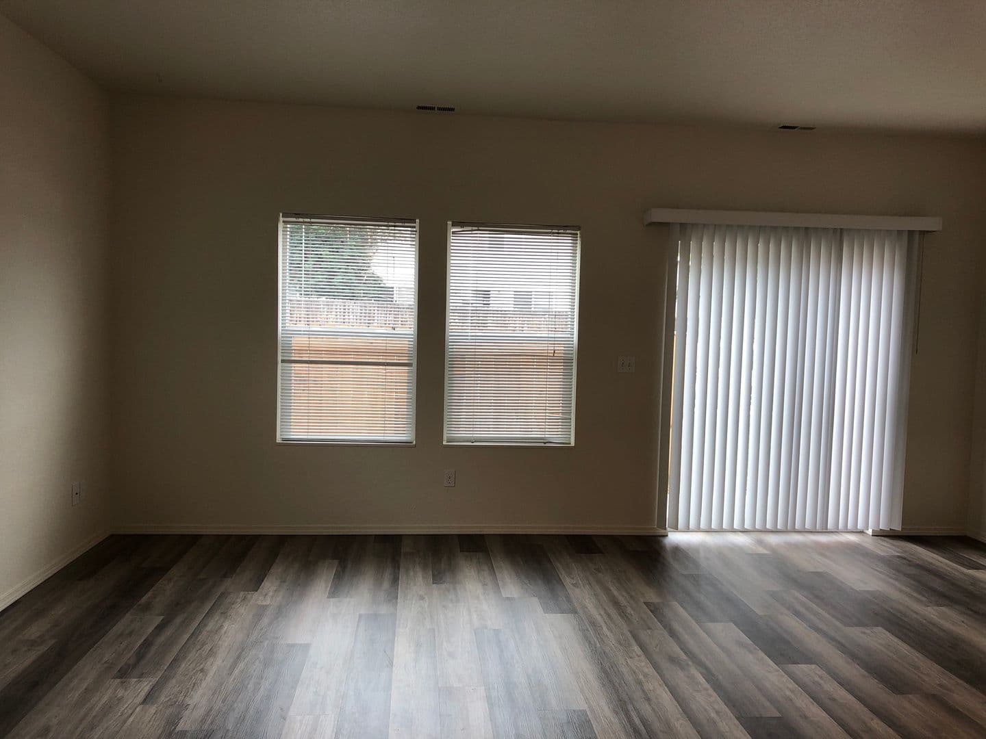 2002 SW Canyon Dr #7 - Photo 4