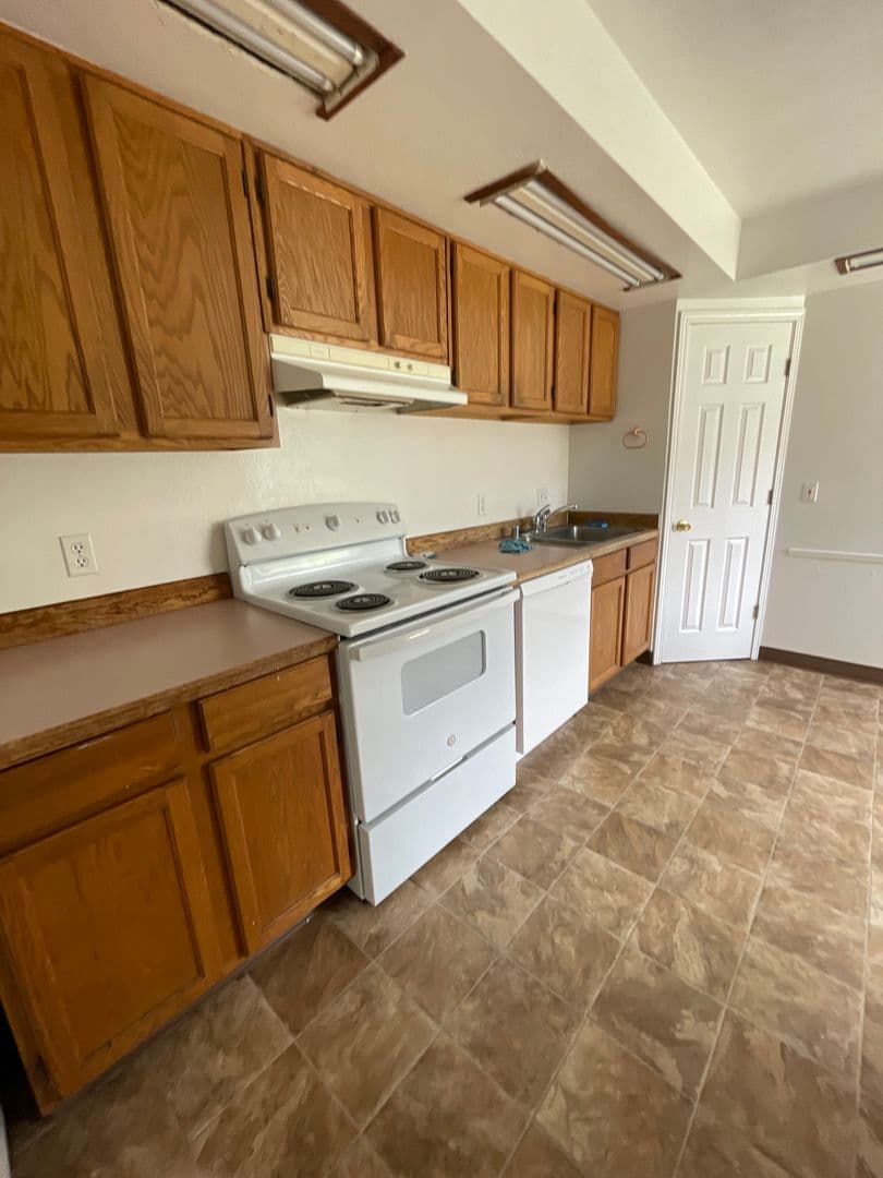 365 NE Loper Ave #3 - Photo 4