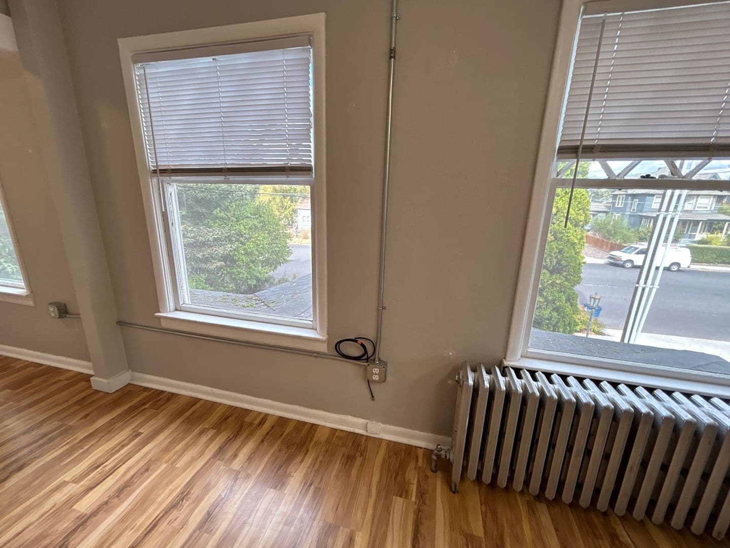 330 W 1st St #3 - Photo 5