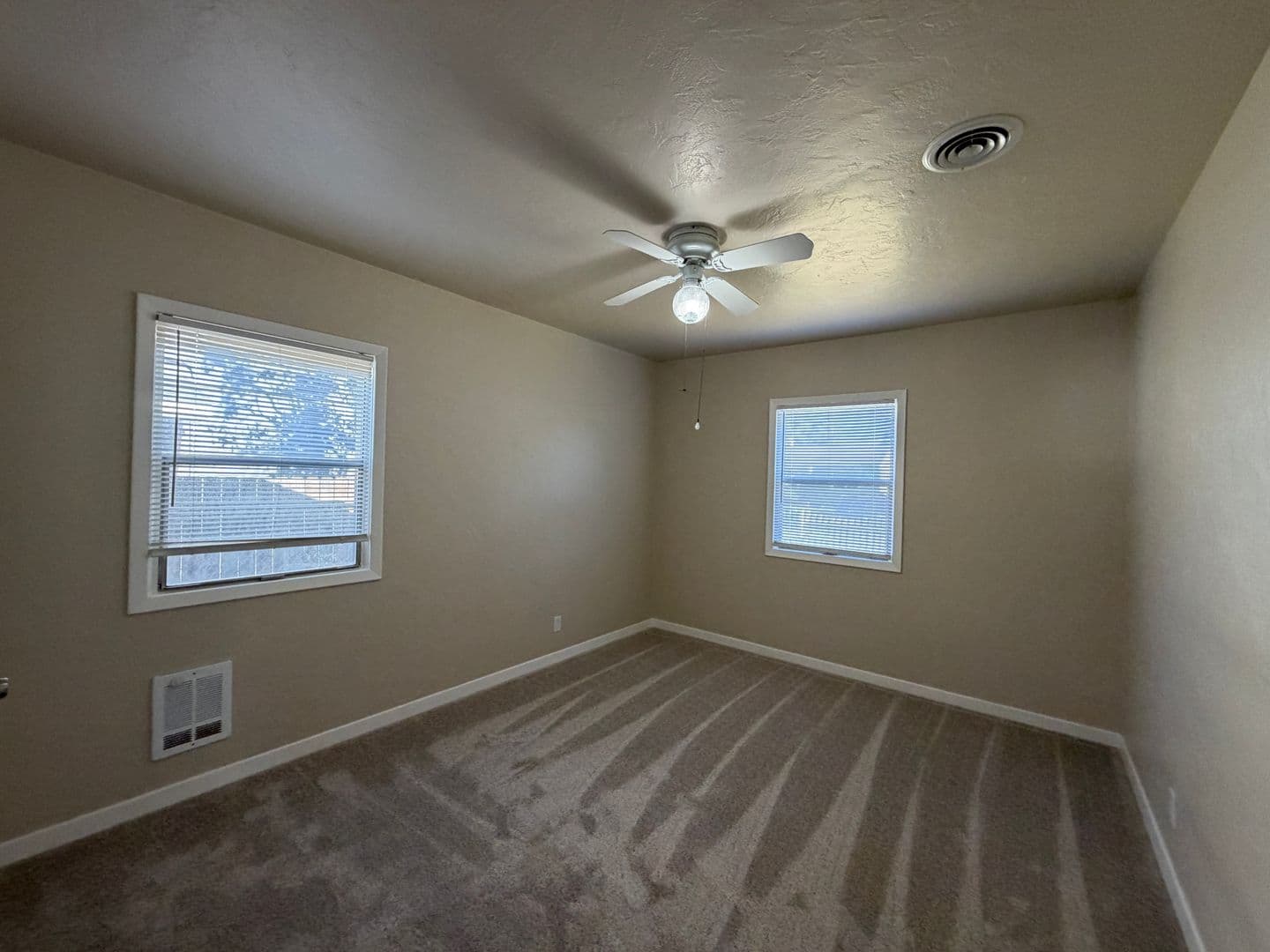 947 SW 14th Street - Photo 4