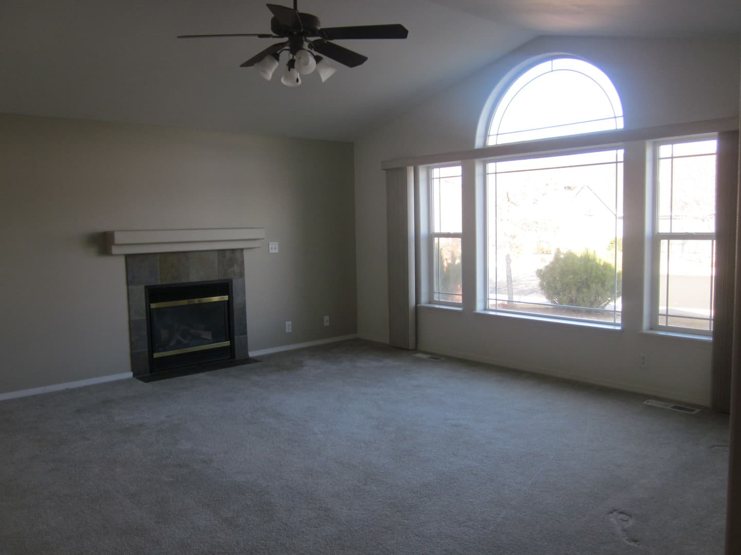 2050 NW Poplar Place - Photo 2