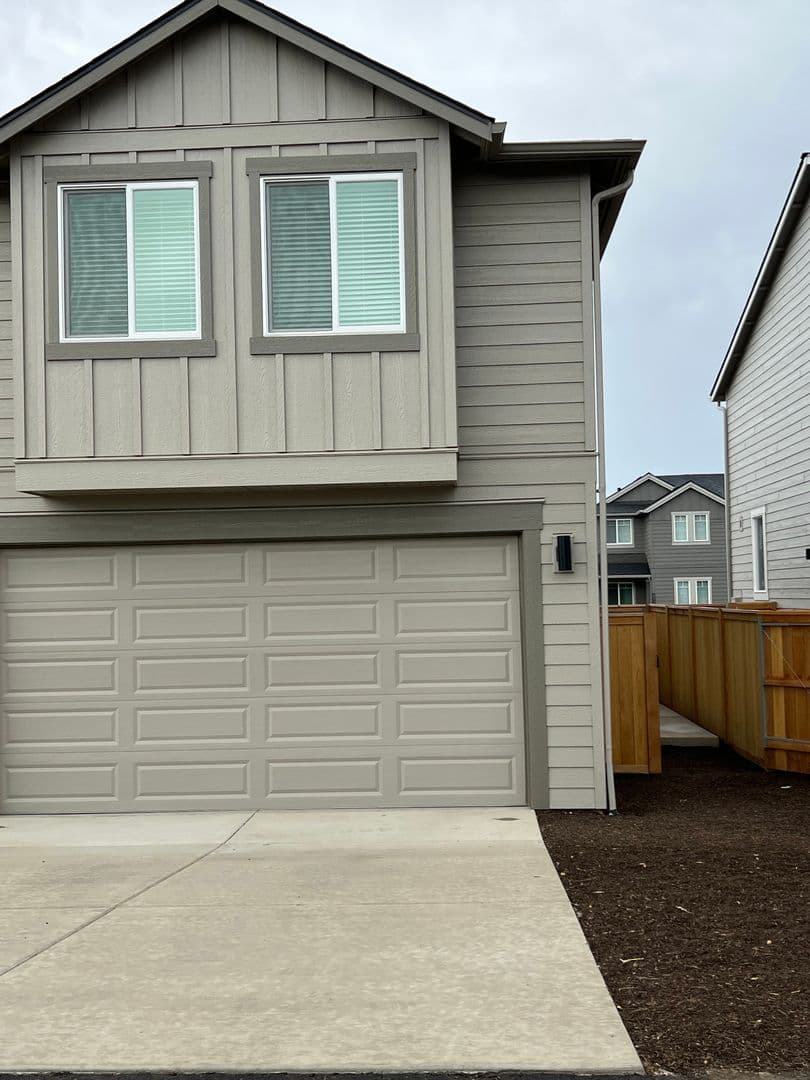 2542 NW Spruce Cone Lane - Photo 2