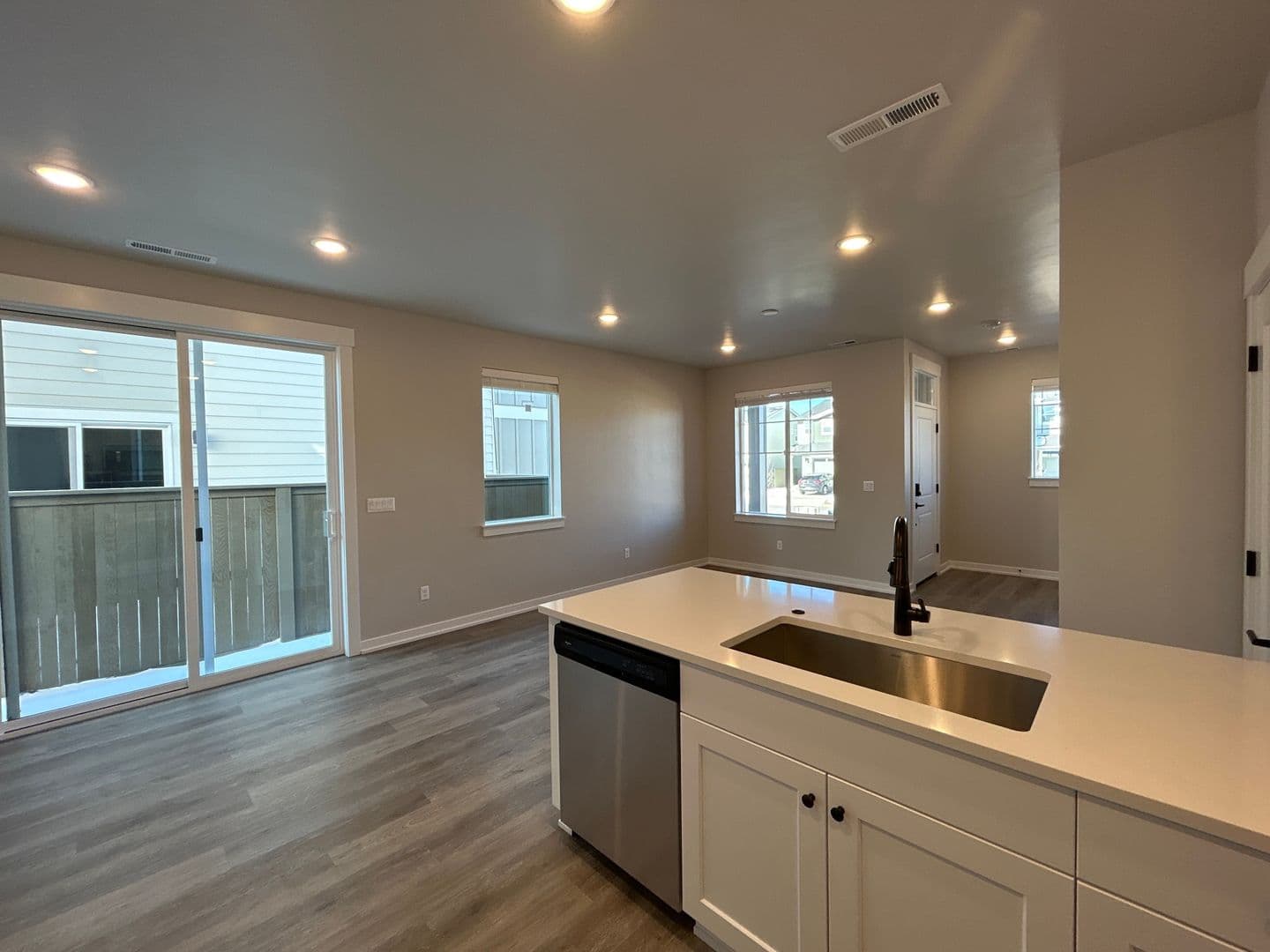 61608 SE Quill Place - Photo 5